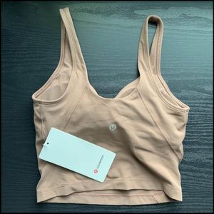 Lululemon size 2. Cacao color tank ( new no tags)